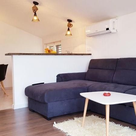 Apartment Mirjana Водице Екстериор снимка